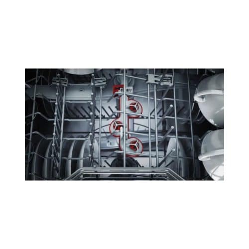 Bên trong máy rửa bát Bosch SMS8YCI01E